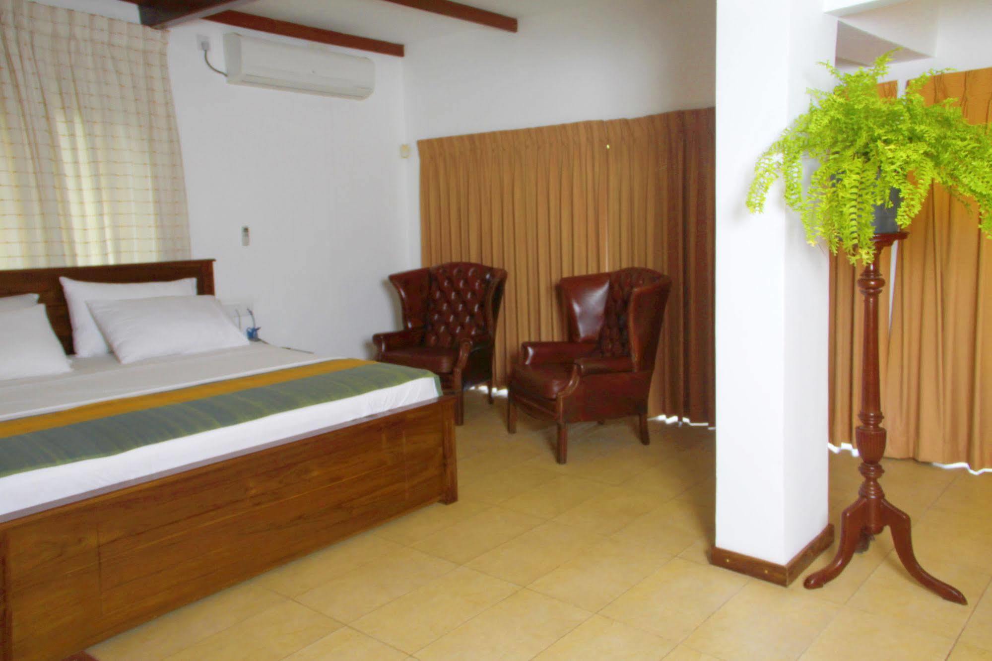 Lodge 19 Negombo Kültér fotó